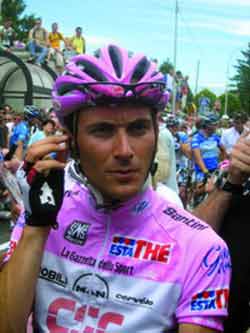 Alla partenza del 90&deg; Giro d’Italia AL CICLISMO SERVE UN MOTO D’ORGOGLIO