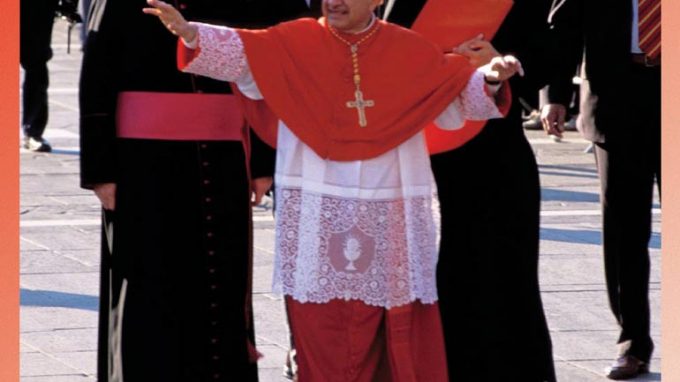 Una mostra per il Giubileo sacerdotale del card. Tettamanzi IL SORRISO E LA GIOIA DI UNA VITA DEDICATA A DIO