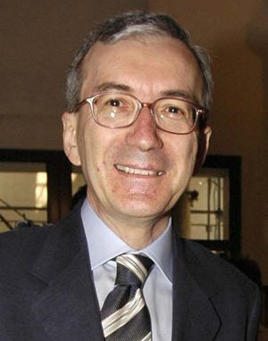 Sesto rapporto Caritas sulle povertà nella diocesi di Milano LA POVERTÀ DELLA GENTE NORMALE