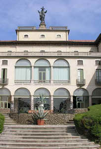 Esercizi spirituali per giovani a Triuggio e a San Salvatore UN’OCCASIONE PER MEDITARE E PREGARE