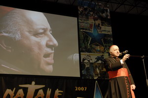 Oltre ottomila persone al PalaSharp per l’incontro con l’Arcivescovo IL NATALE DI UNO SPORT AL SERVIZIO DELL’UOMO