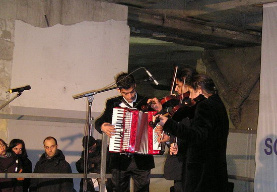 Difendere la memoria contro nuovi razzismi