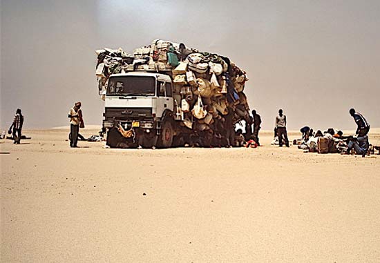 &laquo;Trasmigrazioni&raquo;: il viaggio della “speranza” nelle foto di Alfredo Bini