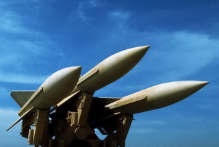 Commercio d’armi, un dialogo “disarmante”