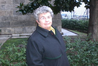 Una donna rappresenta i cristiani di Milano