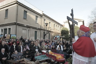 Via Crucis con l’Arcivescovo a Somma Lombardo e a Gaggiano