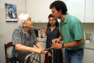 La Caritas cerca volontari per l’emergenza caldo