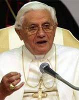Benedetto XVI, profondo dolore per i militari uccisi nell’agguato a Kabul