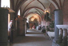 A Morimondo, esposizione di presepi nel chiostro