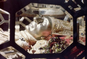 L’urna di San Carlo