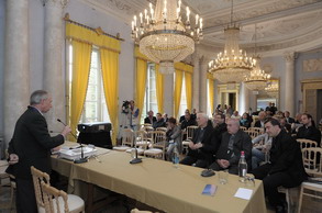 In equilibrio tra parola e immagine