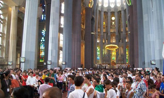 Fede e vita quotidiana dei giovani<br>si incontrano a Barcellona