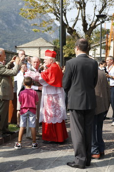 Oggetti dell’Arcivescovo <br>in vendita per il Fondo