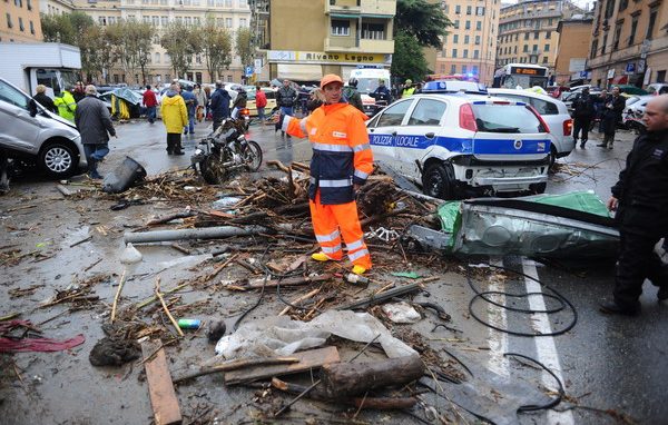 Genova, tra dolore e solidarietà