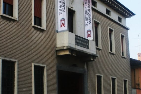 Una nuova casa per Stoà