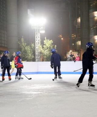 Città di Lombardia fa pattinare grandi e piccoli