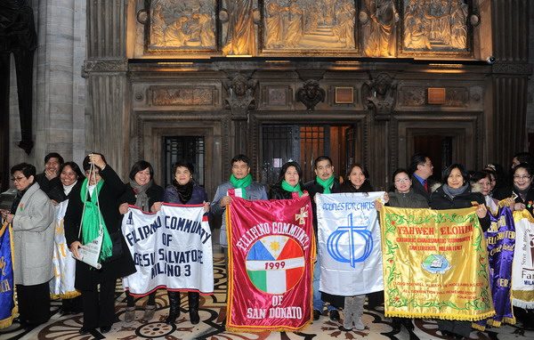 «Testimoniate ogni giorno la bellezza della famiglia»