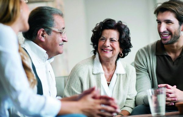 Educare giovani e famiglie <br>a innamorarsi della vita