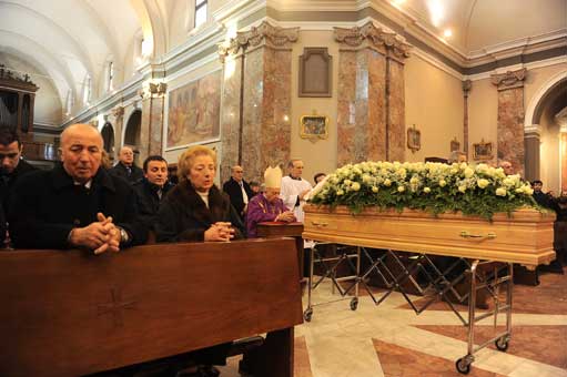 Tettamanzi: «Preghiamo, in ricordo <br>di mia madre, per le vocazioni»