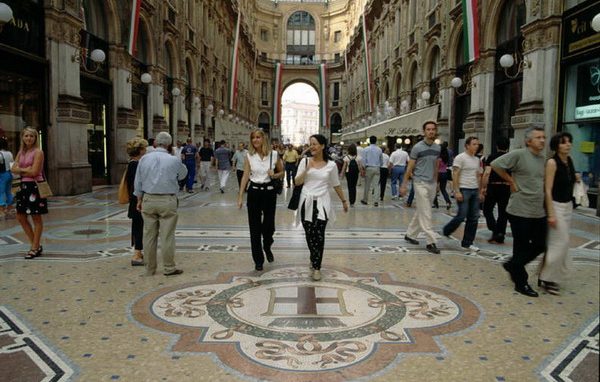 All’Ambrosianeum torna  “Ricostruire il Paese: dipende da noi”