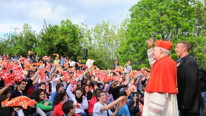 Scola: «Per essere liberi bisogna avere<br>dei legami forti: i legami stretti da Gesù»