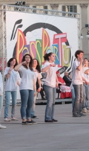 Scola in visita agli oratori estivi