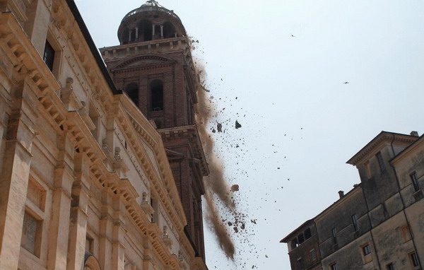 Terremoto, Mantova <br>chiede aiuto agli ambrosiani