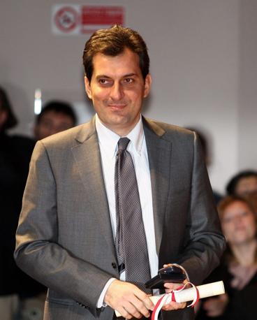 CONSEGNA AMBROGINO D'ORO 2009. MARIO CALABRESI...Luogo: MILANO data: 20091207
p.s. la foto è utilizzabile nel rispetto del contesto in cui è stata scattata, e senza intento diffamatorio del decoro delle persone rappresentate - CONSEGNA AMBROGINI D'ORO AL TEATRO DAL VERME ATT PEREGO FARAVELLI CATTANEO  - fotografo: FOTOGRAMMA