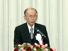 Saluto di Yasumi HIROSEPresidente Oomoto, Giappone