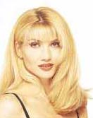 LORELLA CUCCARINI �Associazione Trenta Ore per la Vita�