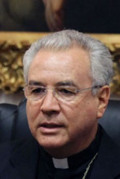 Robles Ortega, ha presieduto <br>il Sinodo sulla nuova evangelizzazione