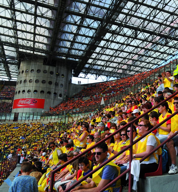 Sabato 2 giugno Benedetto XVI ha incontato, allo Stadio di San Siro, i cresimandi della Diocesi.