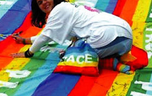 L’arte della pace sconfigge l’indifferenza