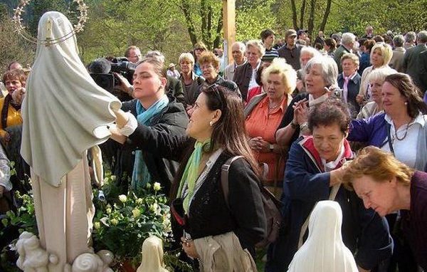 Maria, modello per tutti, <br>tra gioie e fatiche umane