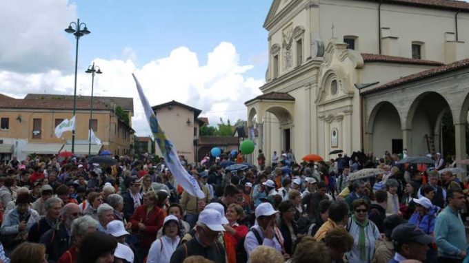 camminata del sì  mesero