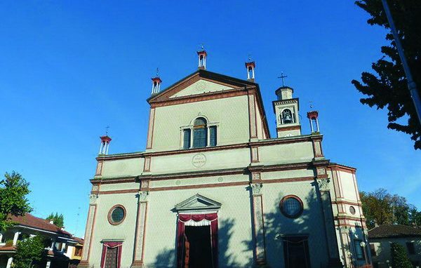 Scola a Senago per i 100 anni della chiesa