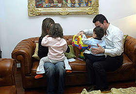 Secondo i dati dell’ultimo rapporto della Cai A MILANO RECORD ITALIANO DI ADOZIONI INTERNAZIONALI