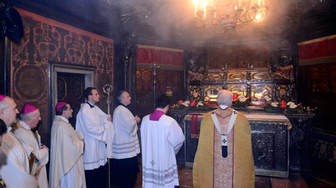 La santità collettiva per passare<br>dalla convenzione alla convinzione