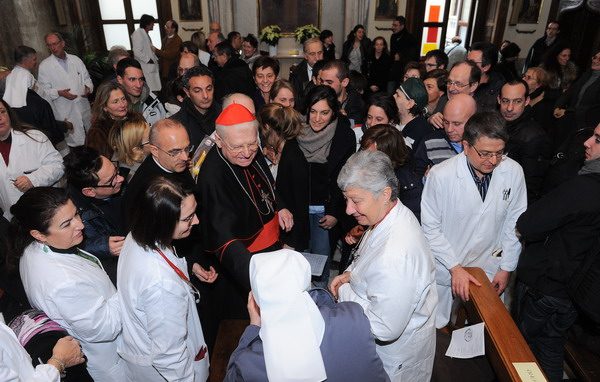 Scola in visita ai bambini <br>della Mangiagalli