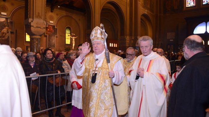 Scola: «L’amore di Dio <br>ci sorregge nella malattia»