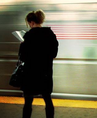 Chi legge di più in Italia? <br>Tate, colf e badanti. Straniere.