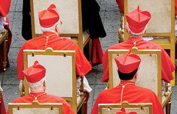 Vescovi e cardinali giudicati da tribunale ordinario
