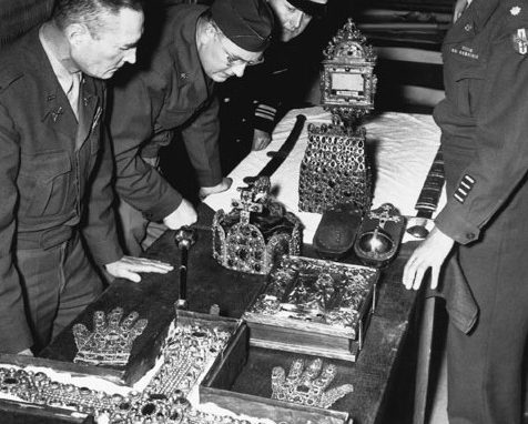 L’arte minacciata dalla guerra:<br>l’eroismo sconosciuto <br>dei “Monuments Men” milanesi