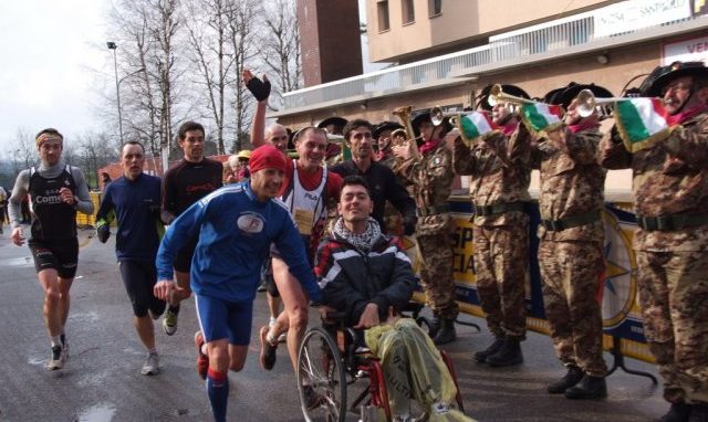 Tettamanzi “testimonial” <br>alla Camminata dell’Amicizia