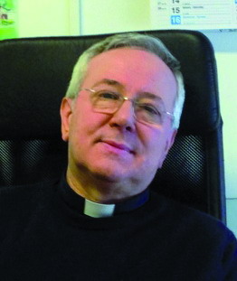 Scola a Milano Due, <br>la comunità che si fa prossima