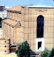 In ascolto dei migranti, <br>«moderni cirenei»