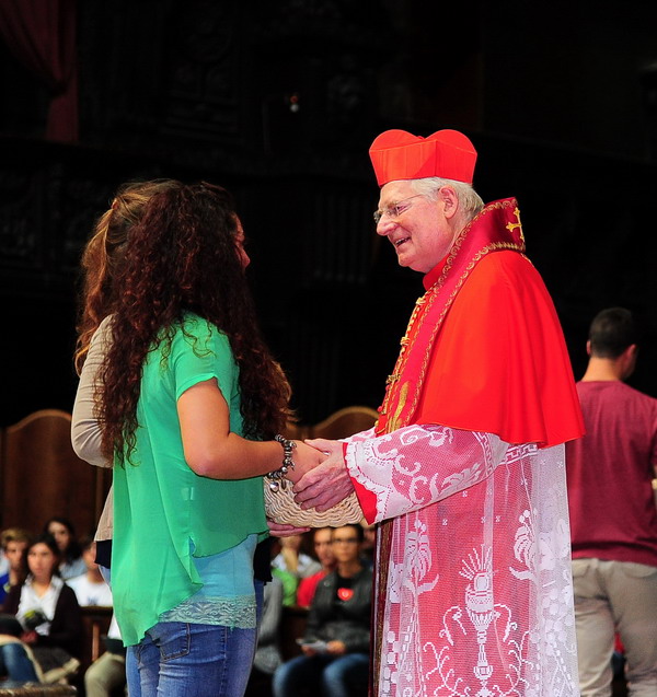 6000 giovani, provenienti da tutta la Diocesi, hanno partecipato in Duomo alla "Redditio Symboli"