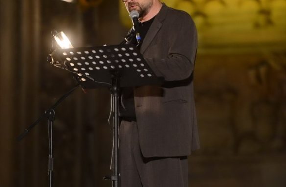 Tutti i testi della serata