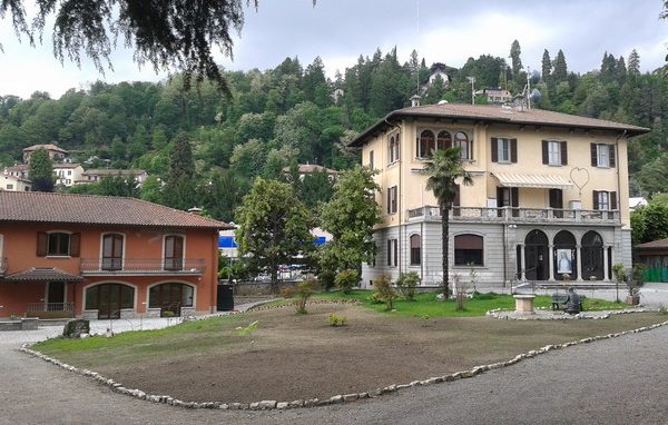 Monsignor Delpini a Radio Mater