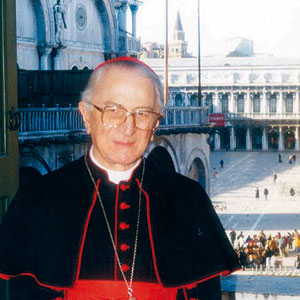 Il cardinale Scola <br>ricorda il cardinale Cè
